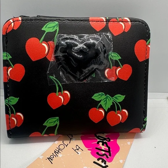 🍒 NWT Luv Betsey by Betsey Johnson Cherry Sweet Bifold Wallet - Black Heart HTF🍒 - Picture 11 of 16